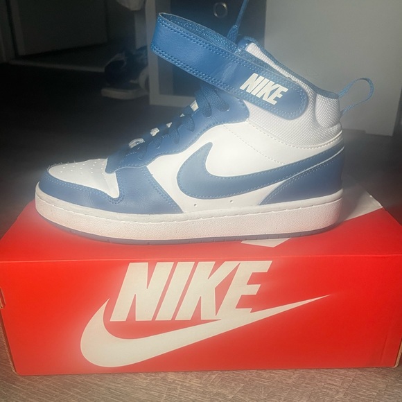 Nike Court Borough Mid 2 - Picture 3 of 5